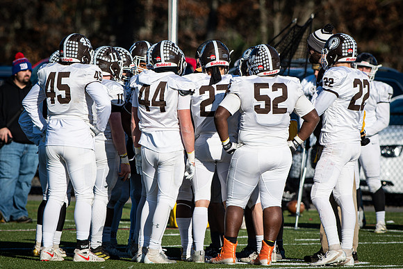 football_nepsac19_wkl5_2917