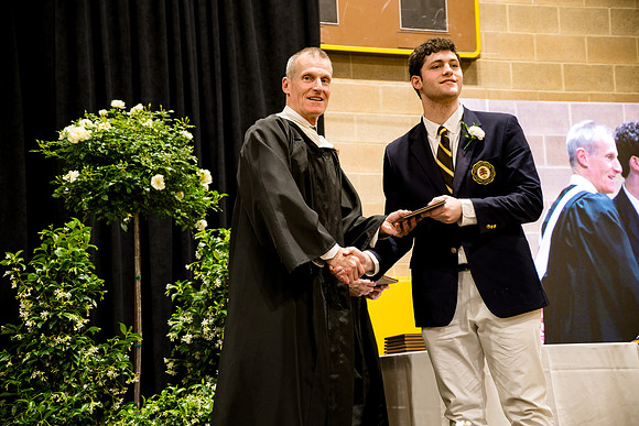 graduation25_diploma_ah_0896