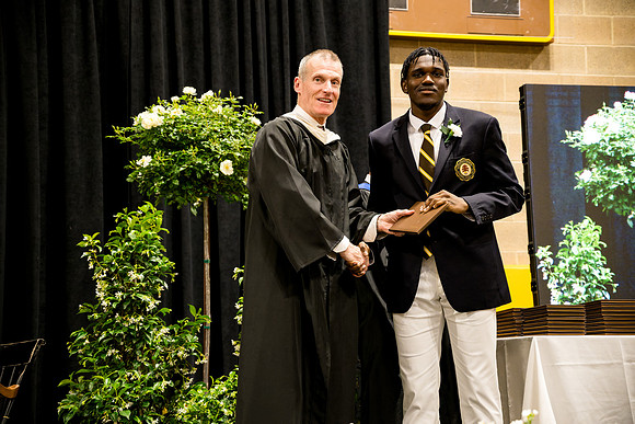 graduation25_diploma_ah_0725