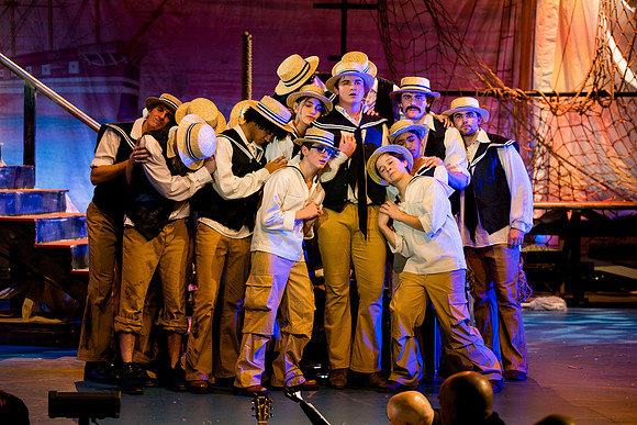 hmspinafore_springmusical25_sat2_us_ah_0083
