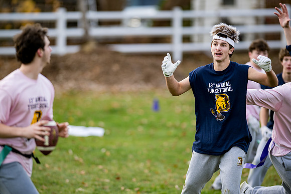 turkeybowl24_us_ah_0201