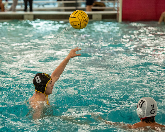waterpolo_2021-10-09_varsitya_dburns_4336
