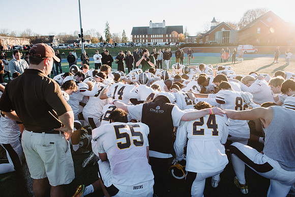football_nepsac16_hp_3439