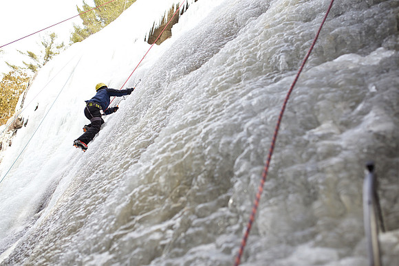 campdudley16_iceclimbing_bd_1647