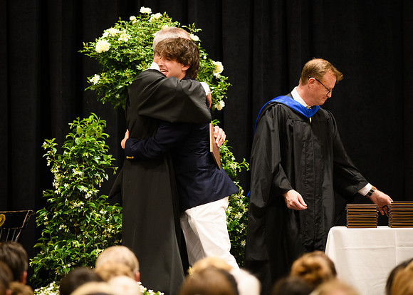 graduation25_diploma_wkl1_4904