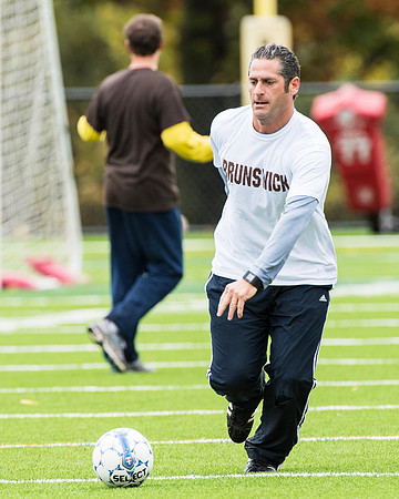 alumni_soccer16_db_4555