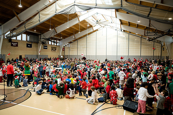 holiday_assembly24_ah_0509