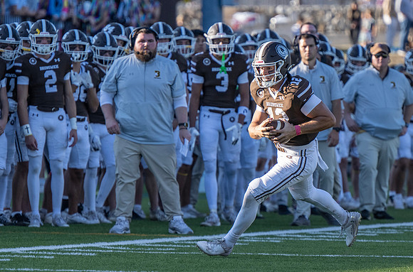 hc24_football_dburns1_6533