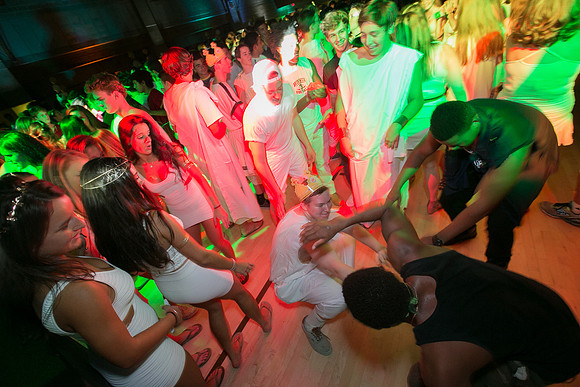 hc16_dance_us_ss_2348