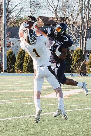 football_nepsac16_hp_3200
