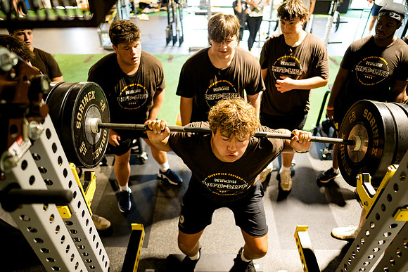 football_liftforlife25_ah_0124