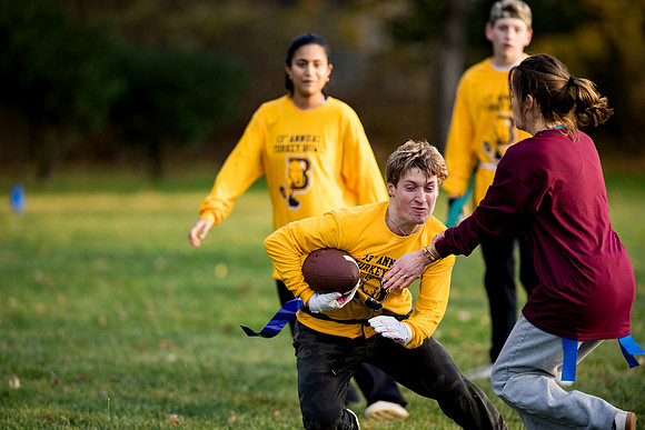 turkeybowl24_us_ah_0125