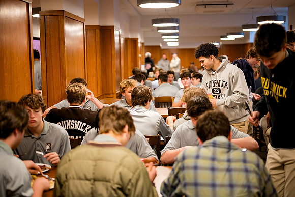 hc24_fballbfast_ah_0051