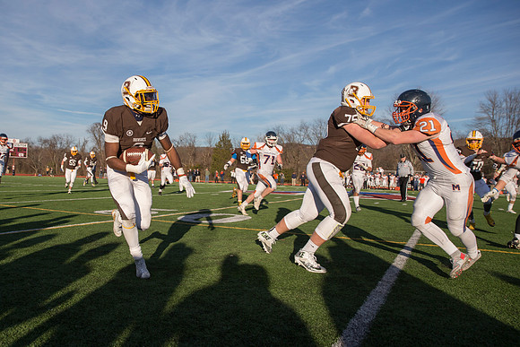 football_nepsac15_mg_8608