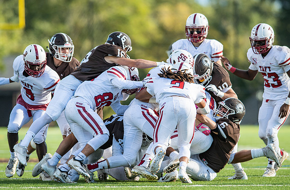 hc18_football_dburns_5568