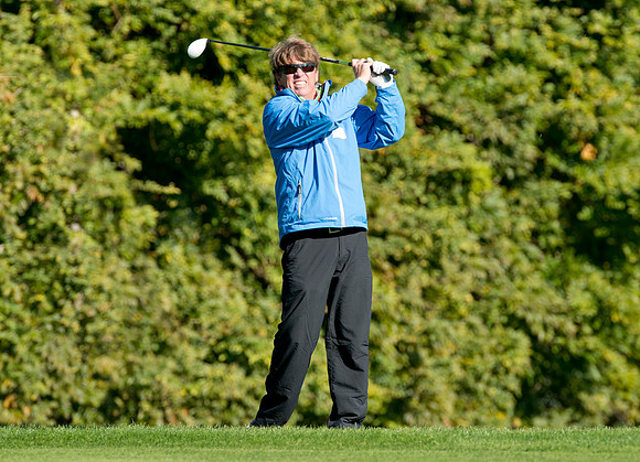 alumni_golfouting13_db_7502