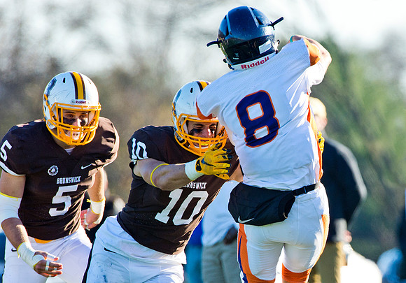 football_nepsac15_db_8117