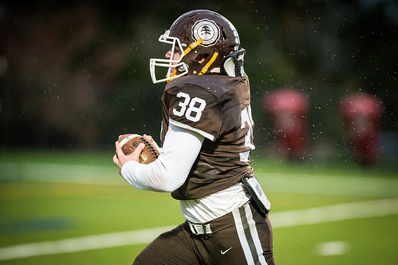 hc16_football_wkl_8238