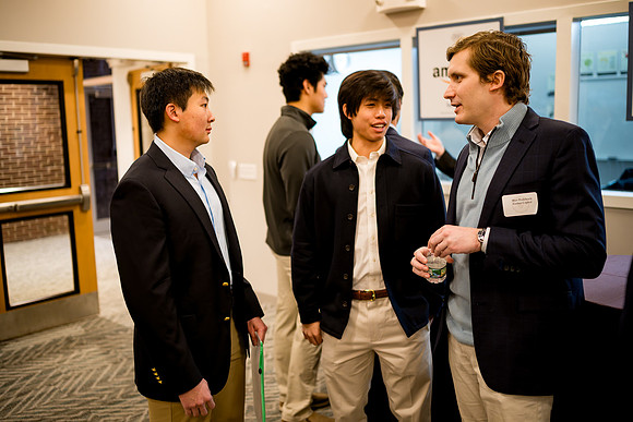 careercenter_tablenetworking24_ah_0102