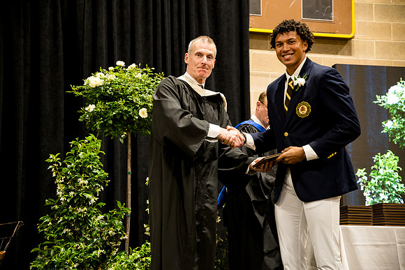 graduation25_diploma_ah_0684