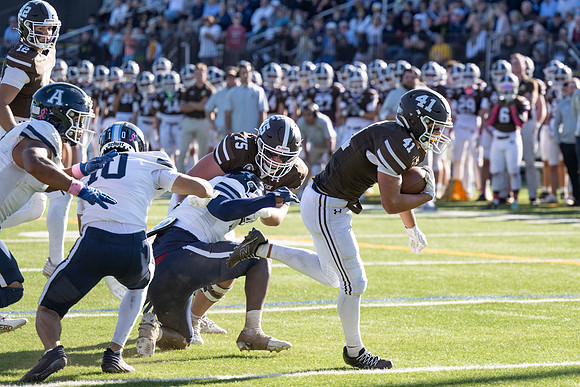 hc24_football_dburns1_5984