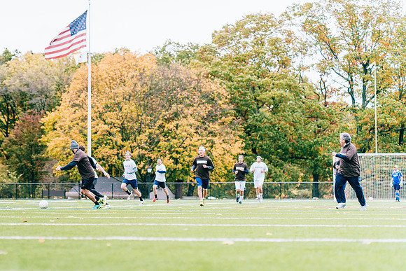 alumni_soccer16_jk_2153