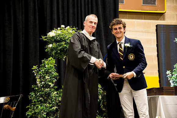 graduation25_diploma_ah_0690