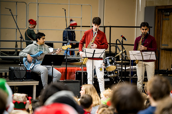 holiday_assembly24_ah_0334