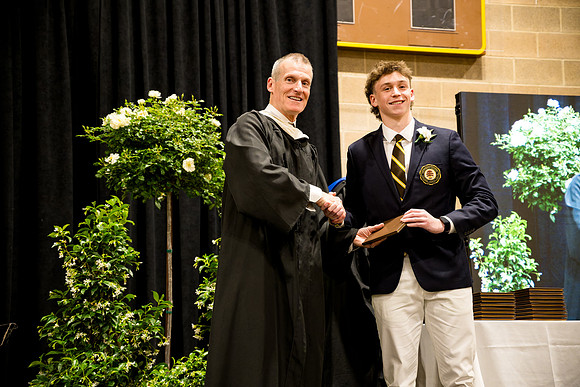 graduation25_diploma_ah_0732