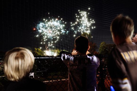 hc24_fireworks_jk_4243