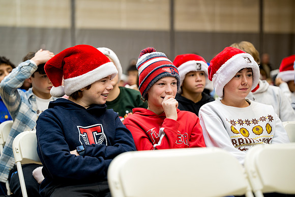 holiday_assembly24_ah_0200