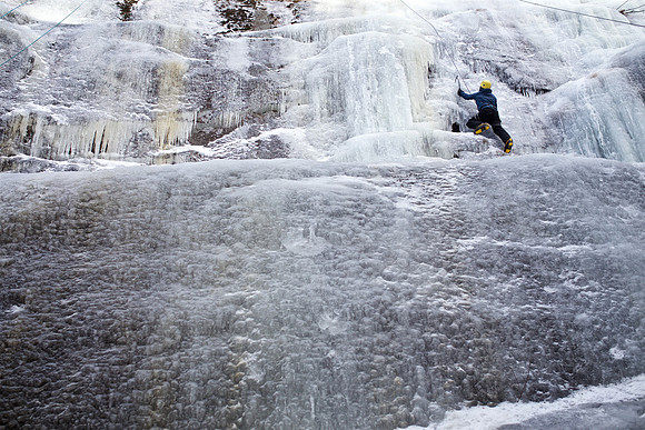 campdudley16_iceclimbing_bd_1747