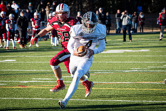 football_nepsac19_wkl5_3170