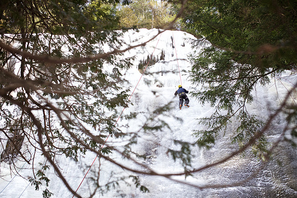 campdudley16_iceclimbing_bd_1651