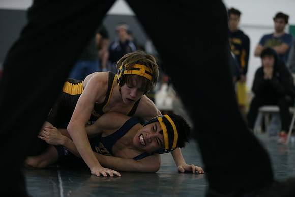 wrestling_newengland_dstroh_1000