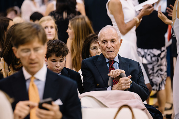 graduation16_hp_9860