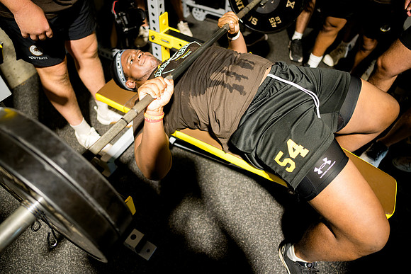 football_liftforlife25_ah_0191