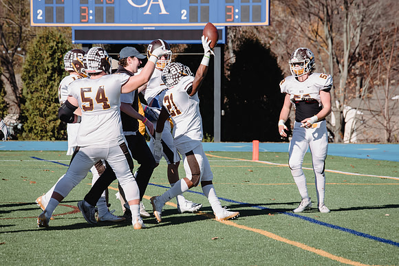 football_nepsac16_hp_2281