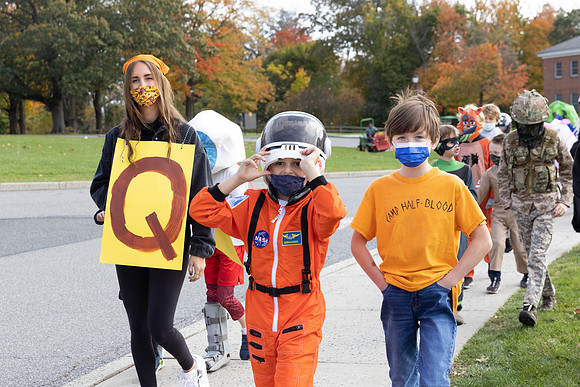 halloweenparade21_psls_ss_1009