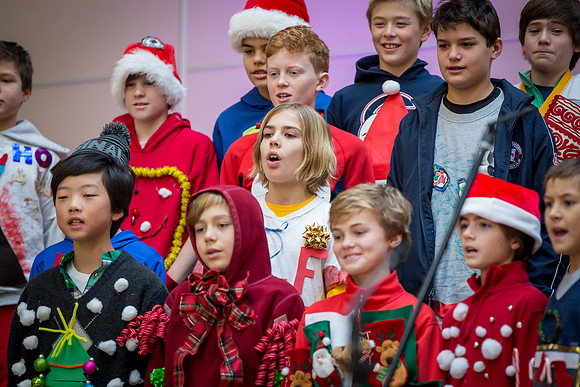 holiday_allschool16_jfess_6711