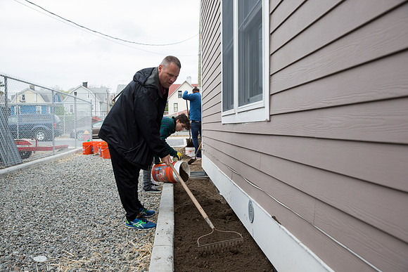 commserv16_habitatforhumanity_mg_6913