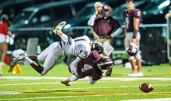 football_2018-09-14_dburns_9460