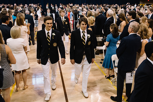 graduation16_hp_9986