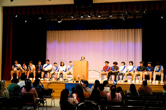 horizons_graduation23_ah_0019