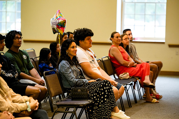 horizons_graduation23_ah_0025