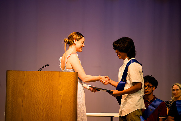 horizons_graduation23_ah_0059