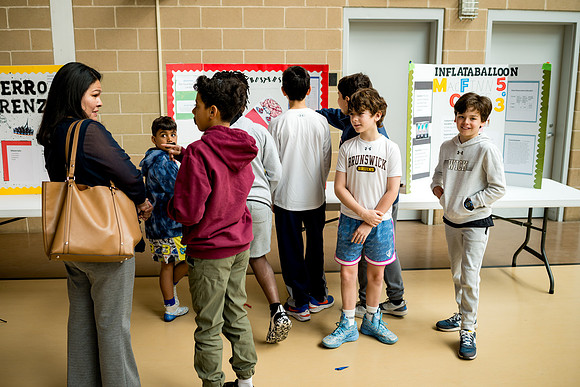 sciencefair25_ms_ah_0106