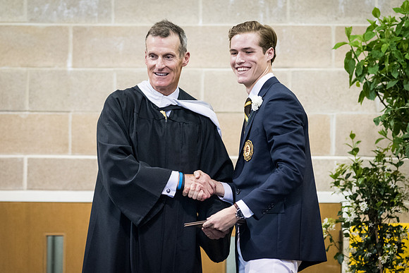 graduation18_wkl_3936