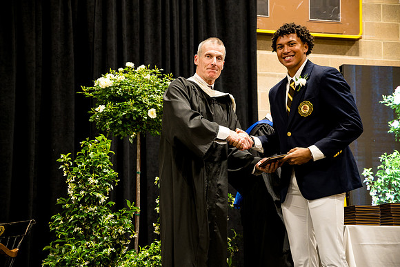 graduation25_diploma_ah_0685