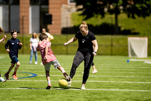 gr4faculty_soccer23_ah_0017